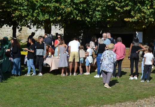 Brocante Montjavoult, buvette